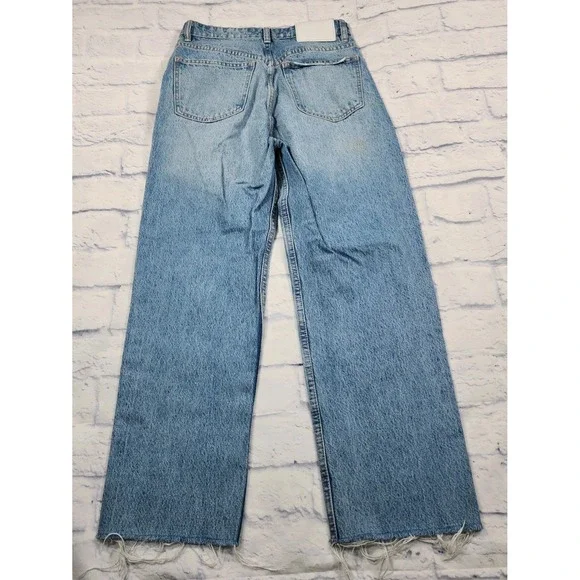 Zara WOMENS SIZE 4 High Rise Straight Leg Jean Raw Hem Mid Wash - Picture 7 of 14